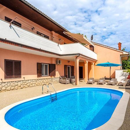 Amazing apartment in Matulji with 2 Bedrooms, WiFi&Outdoor swimming pool Buitenkant foto