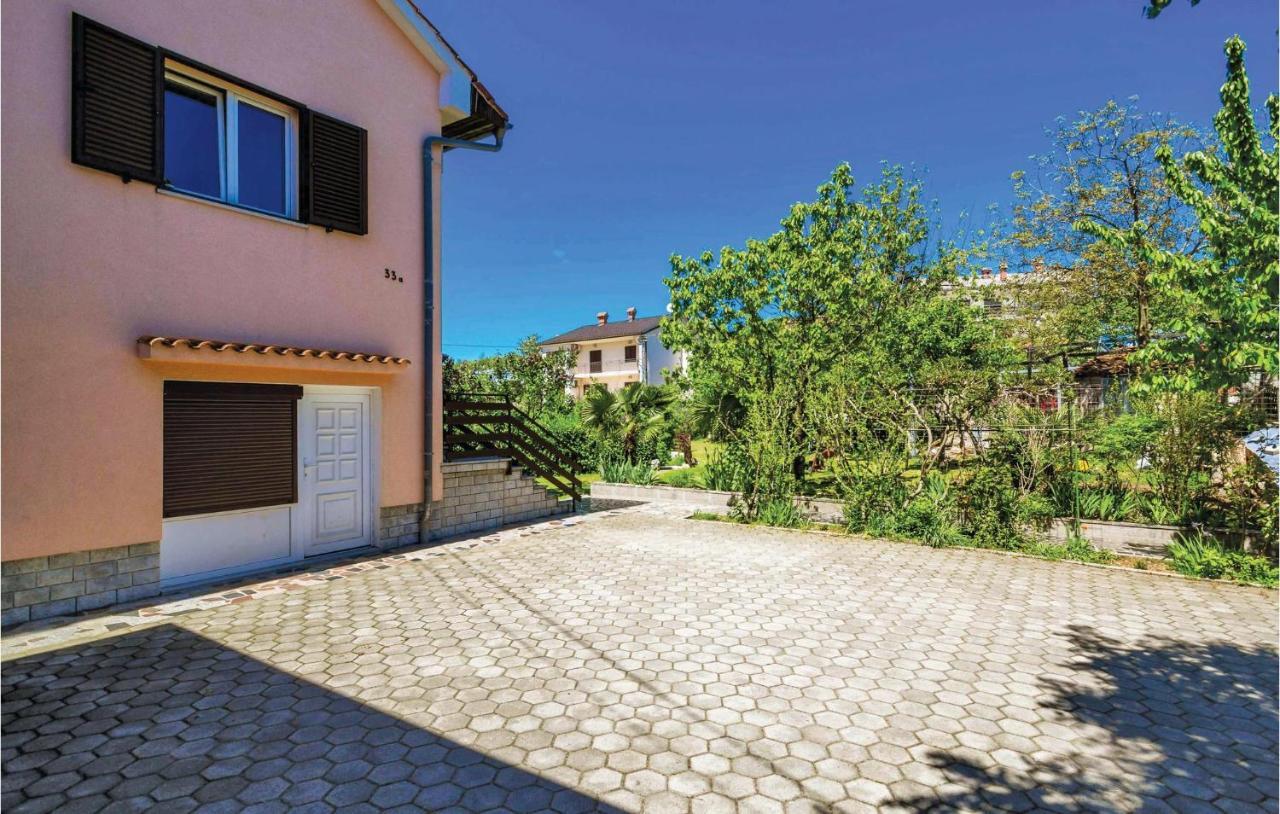 Amazing apartment in Matulji with 2 Bedrooms, WiFi&Outdoor swimming pool Buitenkant foto